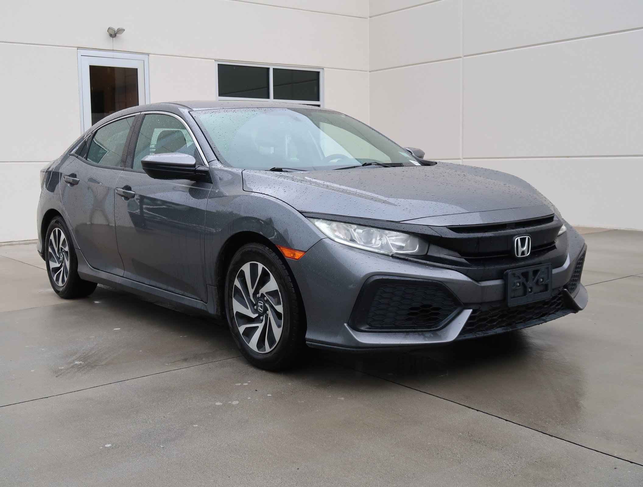 honda civic hatchback 2017 SHHFK7H20HU212802 image honda civic hatchback 2017 SHHFK7H20HU212802 image